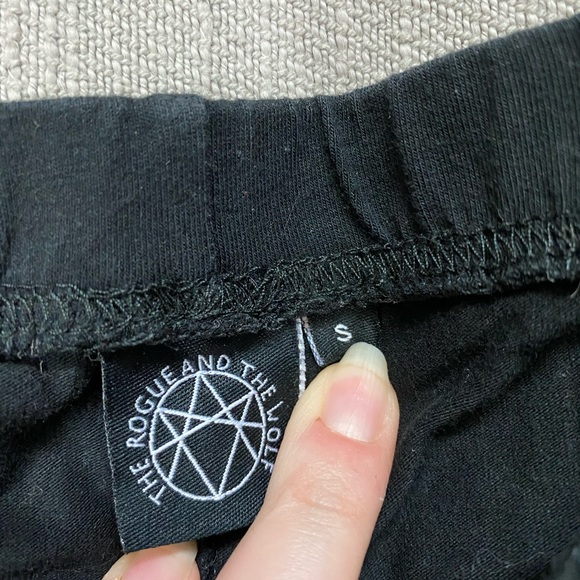 Crying eyes leggings - Picture 4 of 4